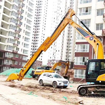 Wysięgnik koparki CAT320 z pomocą techniczną wideo po sprzedaży