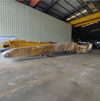 Koparnia gromadząca rękę i bum