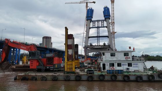 Długa ręka grabiarka ramię z wiadro i cylinder dla  KOBELCO Hitachi