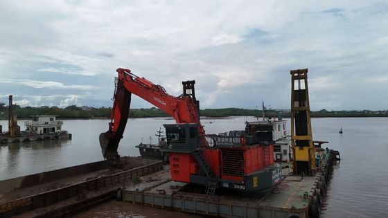 Długa ręka grabiarka ramię z wiadro i cylinder dla  KOBELCO Hitachi